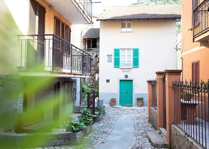 Charming Moment Di Porta - Borgo Antico Apartamento Luino